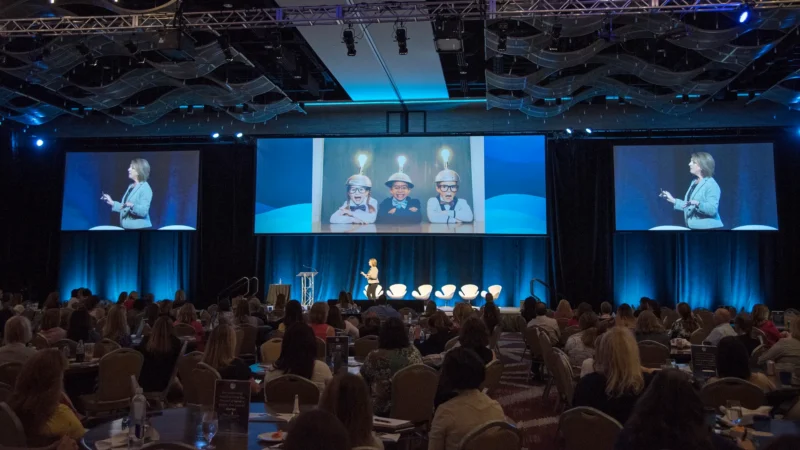 Page-About-Pic-W3-StageBlue-1920x1080